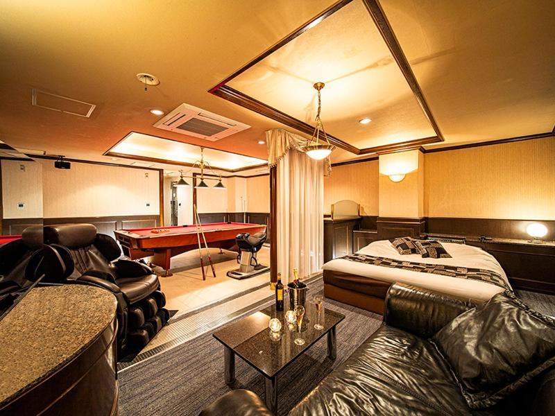 Towers Hotel - Adult Only - Ōsaka Extérieur photo